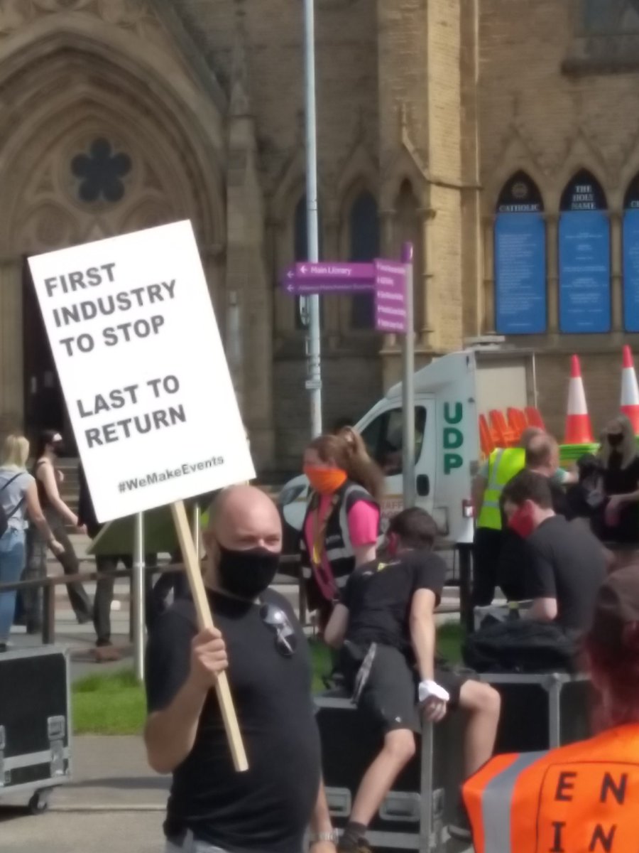 TheFSOA's tweet photo. Been on the #wemakeevents walk in Manchester. Nobody else there from football. Felt it was important to support our security partners who provide thousands of stewards for us every match day https://t.co/MvpCGJzfLP