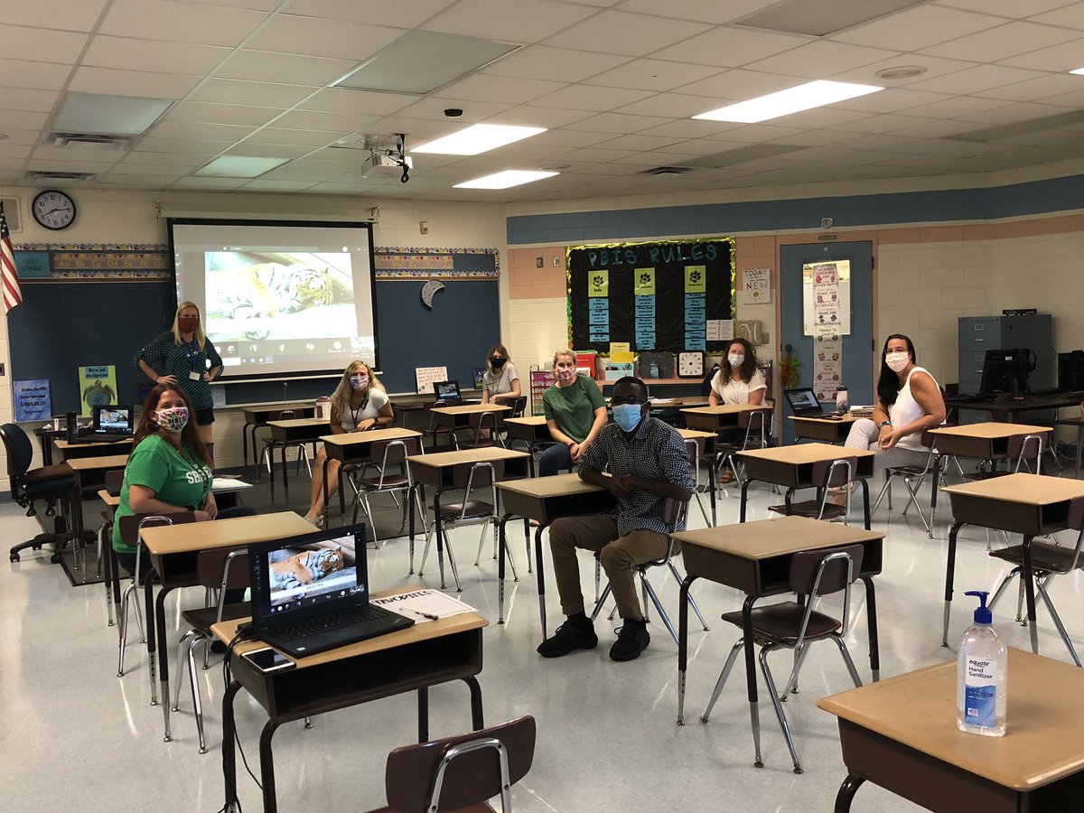 Third Grade Team is BACK and BIGGER than EVER! Enjoying our first faculty meeting together...6ft apart! 😊 <a href="/TimbercrestElem/">Timbercrest Elementary School</a> <a href="/vcs_Lonnie/">Lonnie Tidmarsh 🏆🏆</a>  #livingthedream #tigerpride