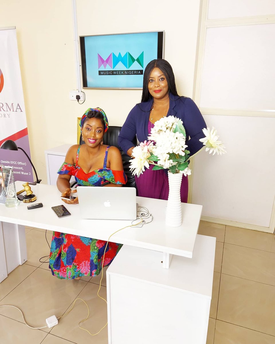 UchechiUwanaka's tweet photo. So this was on d set of 1 of my 10 jobs/businesses that i hardly post did it happen if u didn't post it in this Gen?
On d Abuja set of The Music Week Nigeria @musicweekng with @chinenyeuwanaka
#media #mediaentrepreneur #contentcreator #contentforkids #contentcreation #mediagirl https://t.co/GhRpzvcRGJ