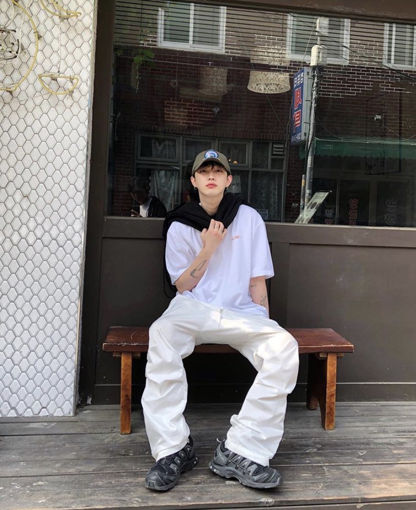 えだ V Twitter 男に生まれたらこういう可愛い服達着たかった あ 可愛い 服可愛い 猫可愛い