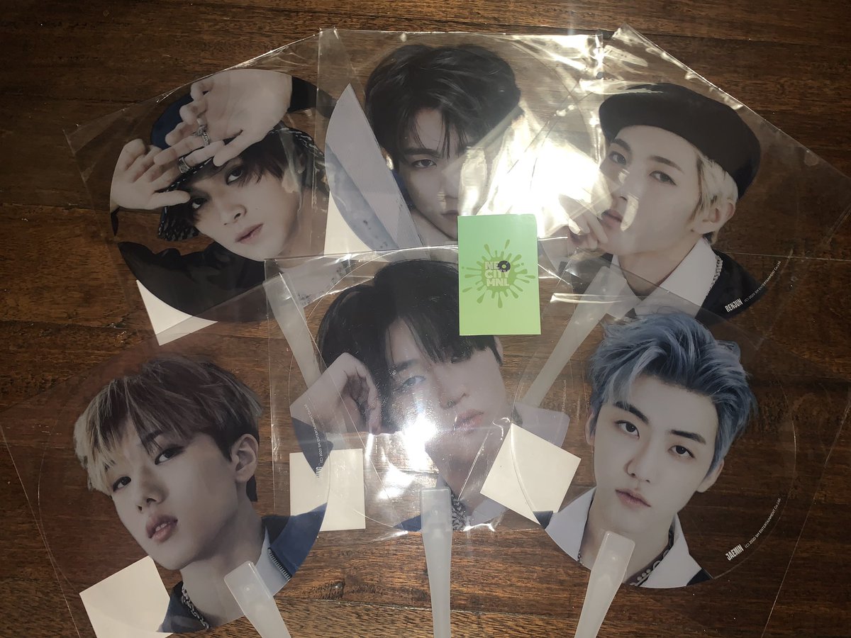  #NeoCityMNLONHANDNCT Dream Reload Transparent Fan - 460PHP EACH(1) Renjun(1) Jeno(1) Haechan(1) Jaemin(1) Chenle(1) Jisung