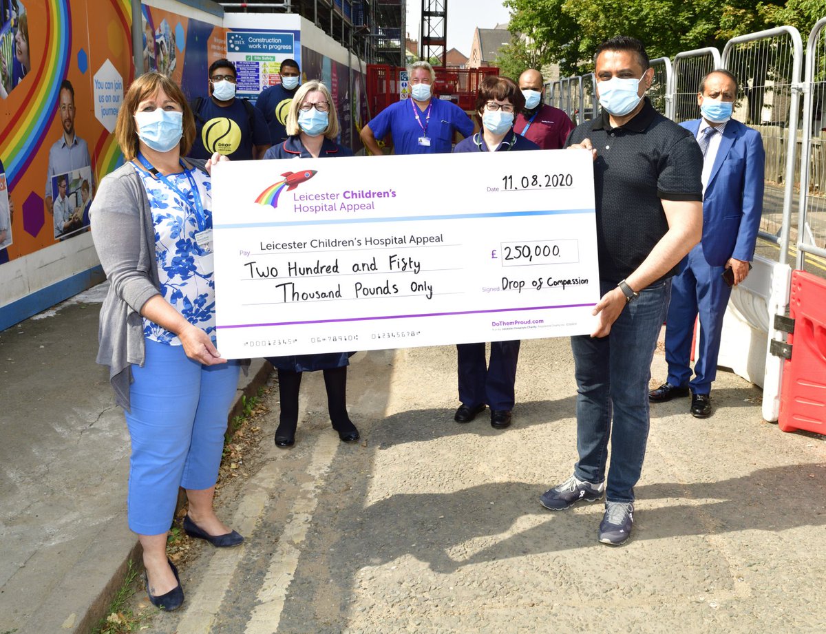DrFoxLHC's tweet image. Earlier today @UHLRebeccaCOO accepted a £250,000 cheque on behalf of @DrFoxLHC  from @dropcompassion. The money has made a huge difference to our fundraising total, taking us over £5 million and set us well on the way to creating a dedicated children hospital. @Leic_hospital