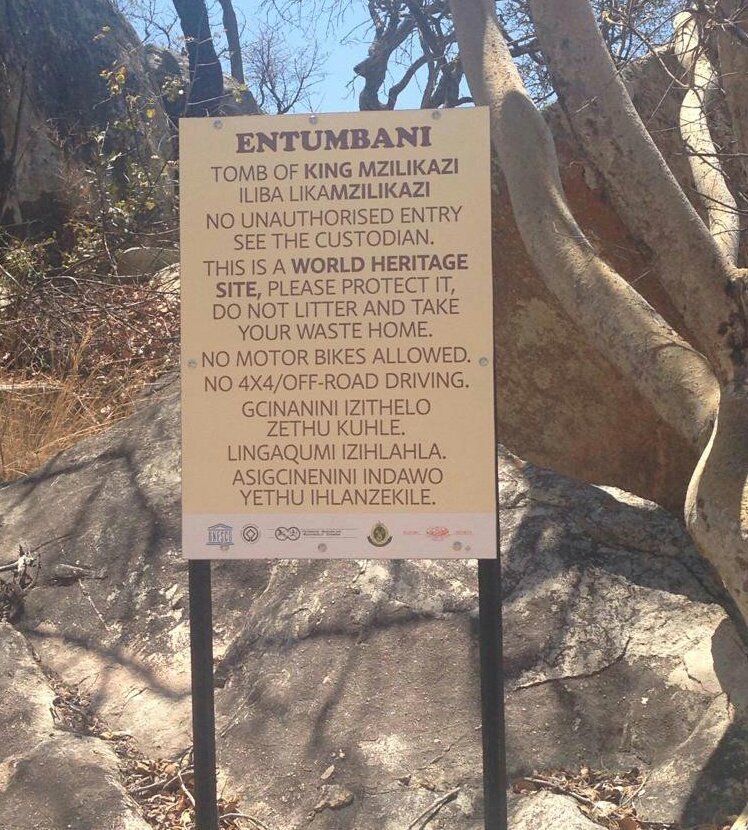 15. The National Museums and Monuments of Zimbabwe says the the king's grave is a private family grave of the Khumalo clan which the Khumalos deny. This is despite the fact that the grave is designated as a national monument. The  @Moha_Zim must resolve this matter decisively!