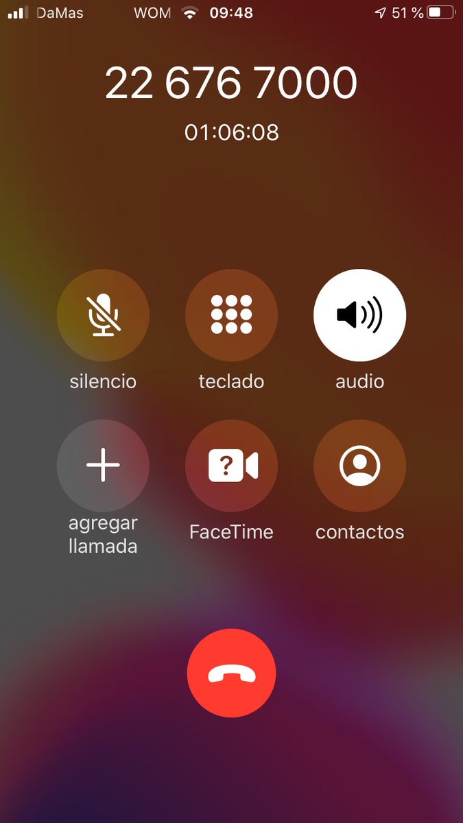Belenchaps's tweet image. Más de una hora esperando atención telefónica en @ucchristus que terrible que no cuenten con un servicio de atención a llamadas ni medianamente decente