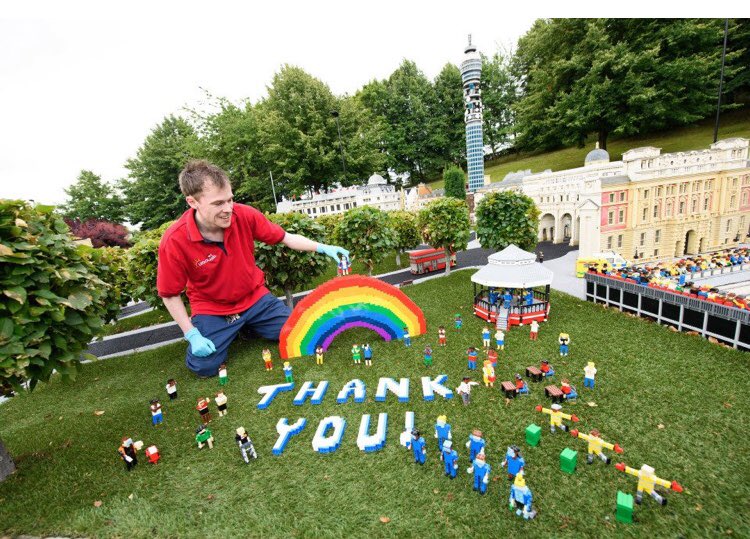 WolvesCouncil's tweet photo. Our FANTASTIC dancing bin men have been given the @LEGO_Group @LEGOLANDWindsor treatment!
🕺🏼🕺🏿🕺🏻
They, along with @captaintommoore & #JoeWicks of @thebodycoach are part of Lego’s new ‘Thank You’ display🥳
The dancing trio spoke about it on @bbcwm this morning🙌#ProudToBeWolves https://t.co/dEjXEKKa1K