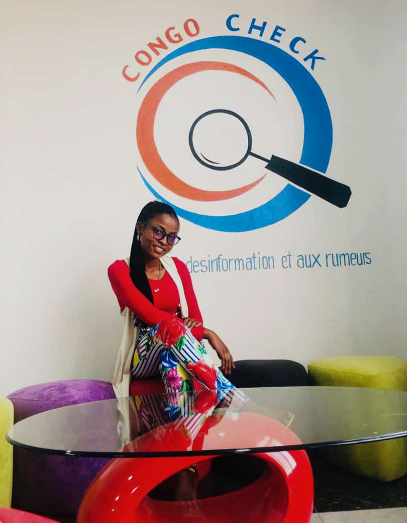 RoseMATHE4's tweet photo. Le fact-checking, la lutte contre la désinformation et les rumeurs, la promotion d'une justice équitable, font partie de notre cheval de bataille. Fière de figurer parmi les premières femmes fact-checkers du monde aux côtés de cette grande famille.
#CongoCheck #Mtetezi https://t.co/z6NWaGKyRs
