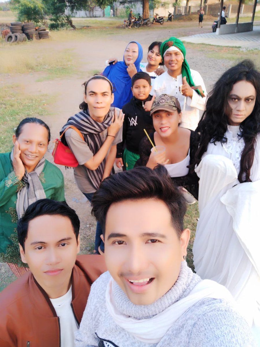 Like comen and subscribe (warna pelangi tv)