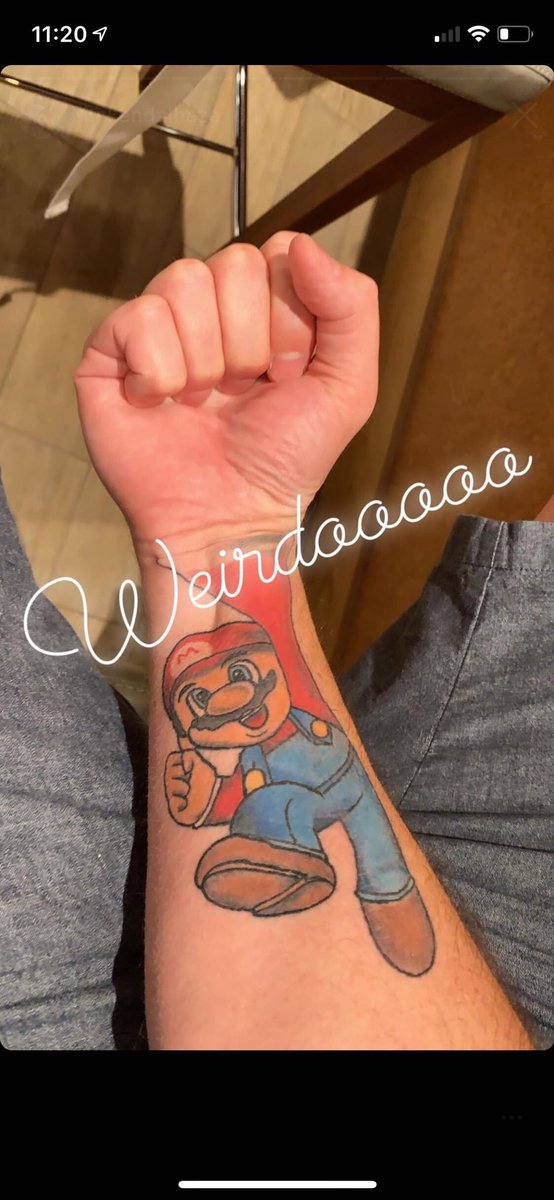 suckytattoos's tweet photo. Bruh his arm is backwards 🤦‍♂️ https://t.co/TduIcGmKBZ