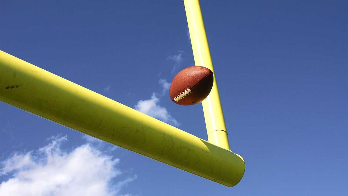FandomLiveSport's tweet photo. Spring League will become first to utilize bubble concept in football for six-team October tournament at Las Vegas

👉 https://t.co/6zOaFJfji5

#fandomlive #fandomlivesport #fandomlive_news #sports https://t.co/evFcezsGmM