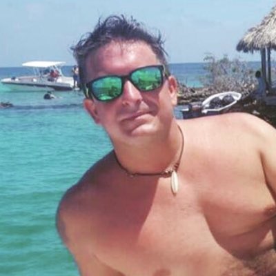 22nudos's tweet photo. #NuevaFotoDePerfil https://t.co/DU9qM4diln