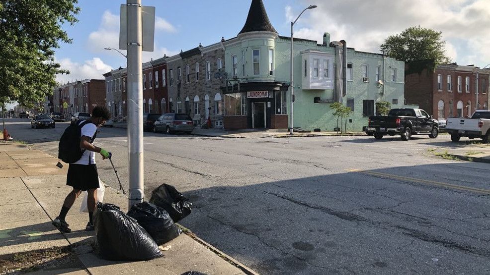 RobertLWallace's tweet image. I love seeing young problem solvers!  Baltimore&apos;s trash issue is no joke! These young individuals are doing what @BaltimoreDPW is lacking to provide for our city. #Baltimore #youngproblemsolvers #wallace2020 buff.ly/3iq99OU