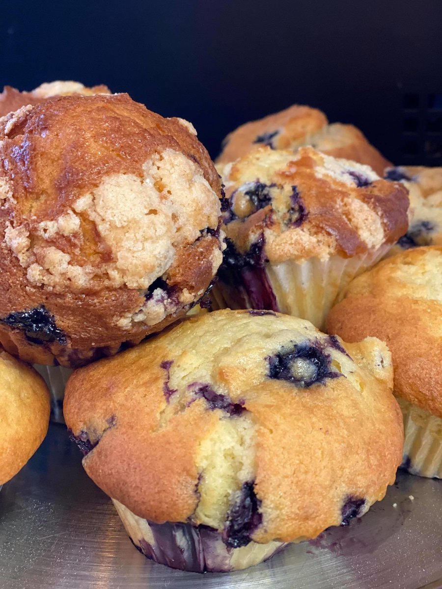 badwaitressmpls's tweet photo. Good morning! ☀️ 
Anyone for up for coffee and one of our delicious blueberry muffins? Aside from our large regular menu, we offer a vegan and gluten free menu as well. 
✅ We’re open from 8am-2pm today. 

https://t.co/LBDiMrTLXl https://t.co/LPTZa1uT6E