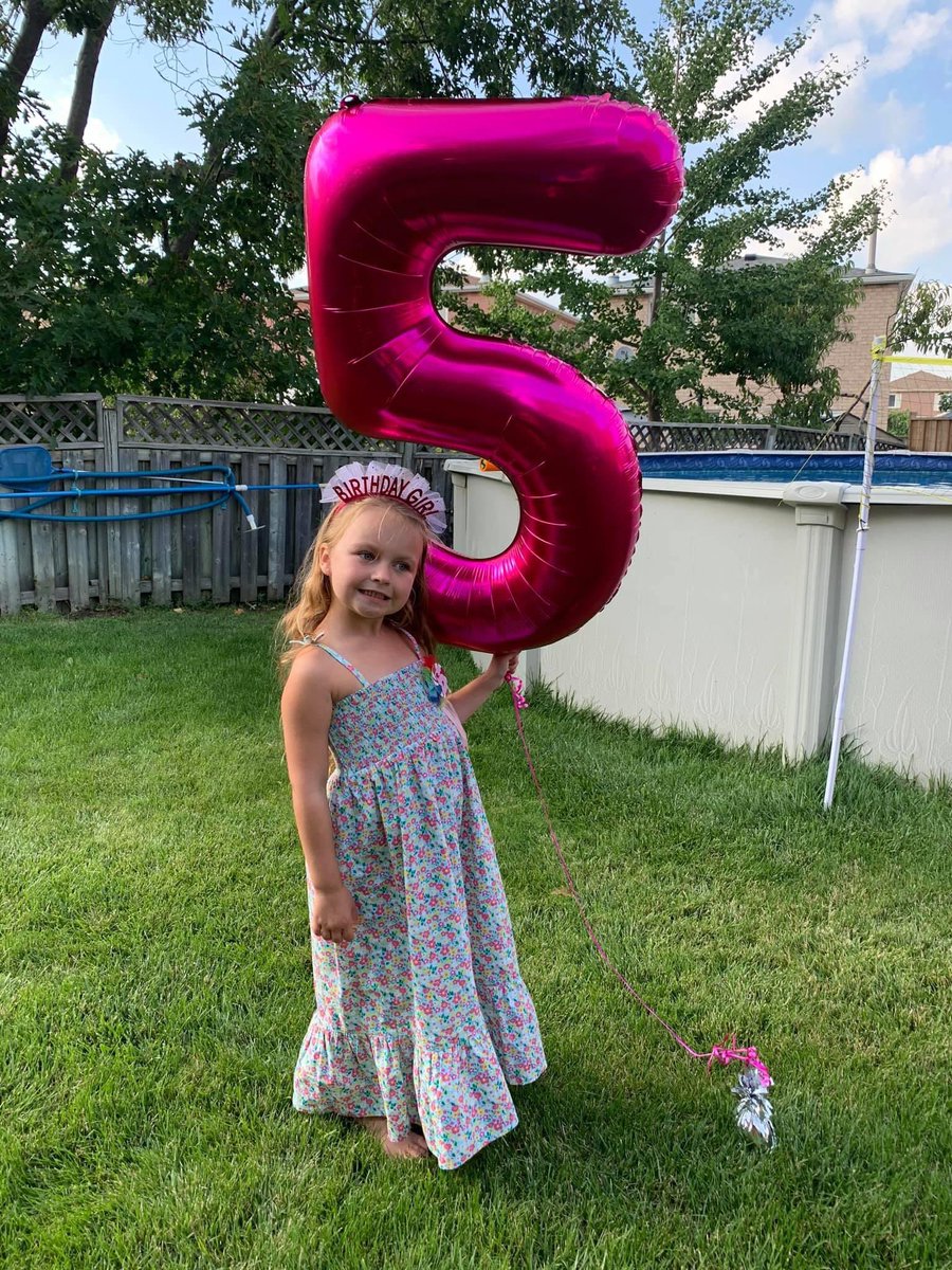 LDA_Lindsay's tweet photo. This is 5!!! Happy birthday to my sweet, kind, carring, beautiful inside and out princess Ava! I love you forever, I like you for always, as long as im living my baby you’ll be 💞 https://t.co/MbSdguOiDZ
