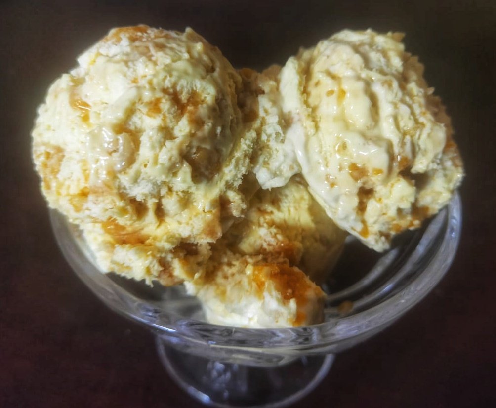 Famishedthough1's tweet photo. Nutty Butterscotch Icecream
Butterscotch Ice Cream with crushed Almond/Peanut praline โ homemade, eggless and an absolute frozen treat. Itโs incredibly smooth and delicious!
https://t.co/rl7Y3H53Nc
#butterscotch #praline #caramelized #icecream #easyice https://t.co/owSq6dXnPe