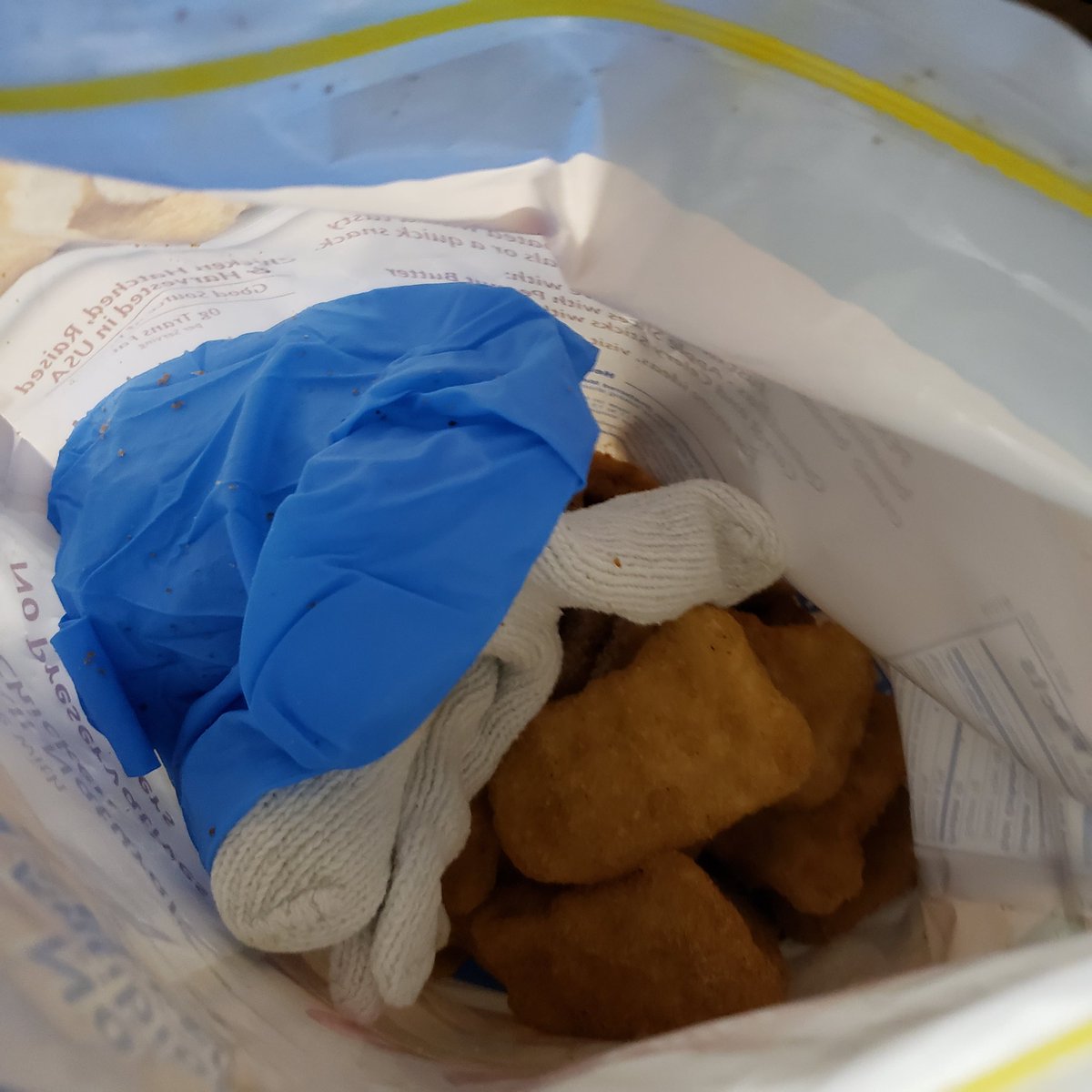JonWeb22's tweet image. Beware @PerdueChicken opened this bag and there were two gloves in there.