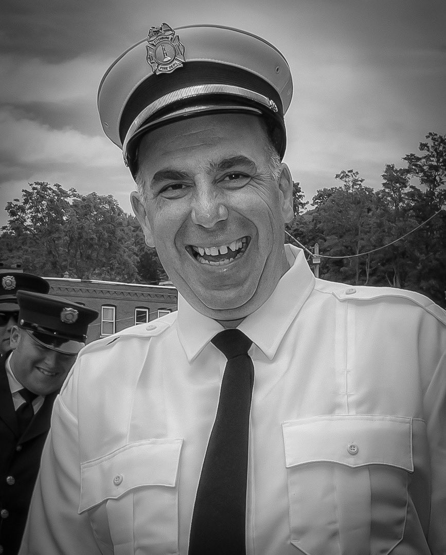 FFD3128's tweet photo. Arrangements for Lt Eddie Suarez: Pass in Review 3:30, wake 4-8 Thursday Brandon Funeral Home 305 Wanoosnoc Rd, Fitchburg. Funeral: 10 am Our Lady of the Lake Church, 1400 Main St Leominster. Church limited to immediate family, overflow facilities available for members attending. https://t.co/3xytCybUU2