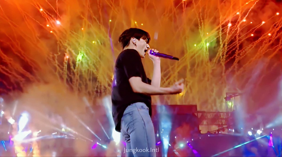 Jungkook_IntI's tweet photo. C'mon celebrate with us 🎇

Reply with the hashtags👇
#정국_시차_월드디지털송세일즈_1위
#MyTimeByJK1OnBillboard @BTS_twt https://t.co/ArxaQ2IXKF