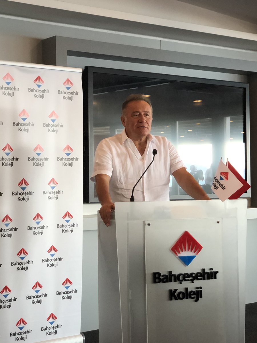 Sn <a href="/EnverYucel/">EnverYucel</a> İstanbul Müdürleri toplantısında: Bahçeşehir Koleji Bilim ve Danışma Kurulunun çalışmalarını çok önemsiyorum.Kampüslerimizdeki pandemi önlemleri ile ilgili değerlendirme ve yönlendirmeleri bizim için çok kıymetli.İşimizi hep bilimin ışığında yapmaya gayret ediyoruz