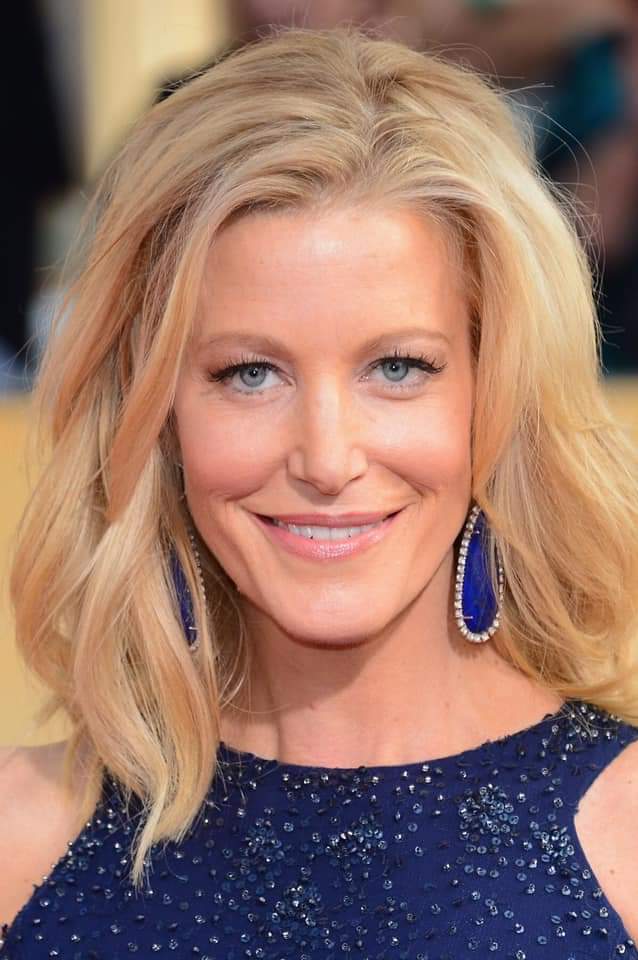 Hate the character but respect the Actor!
Happy Birthday to Anna gunn  