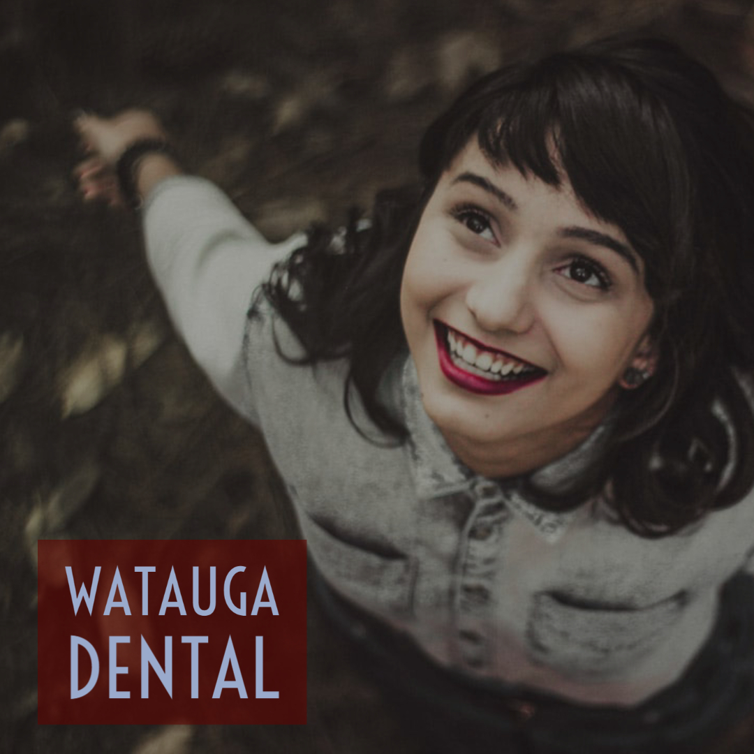 WataugaDental's tweet image. When you smile, your brain releases tiny molecules called neuropeptides to help fight off stress.
#BenefitsOfSmiling #SmileMore

(817) 485-9018