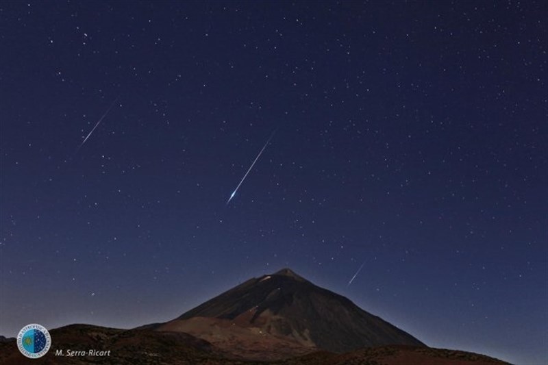 JulioEscobarTF's tweet photo. Entre hoy y mañana, tendrá su máximo apogeo la lluvia de estrellas de San Lorenzo.

Si subes a verlas a casa de Papá Teide:

✅ No dejes basura
✅ Respeta la fauna y flora
❌ No pongas música
❌ No hagas botellón
▶️ Disfruta del entorno y la compañía

Foto: Miquel Serra-Ricart https://t.co/oCY6opGHa6