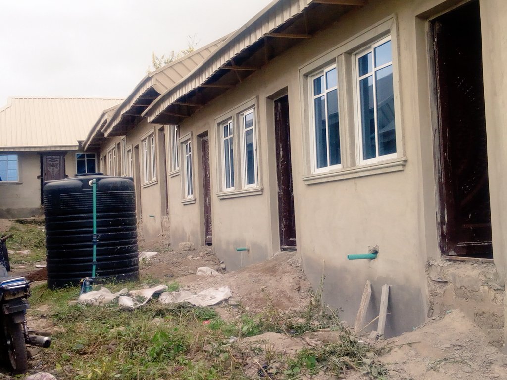 A room selfcon hostel at ilori Ede osun state