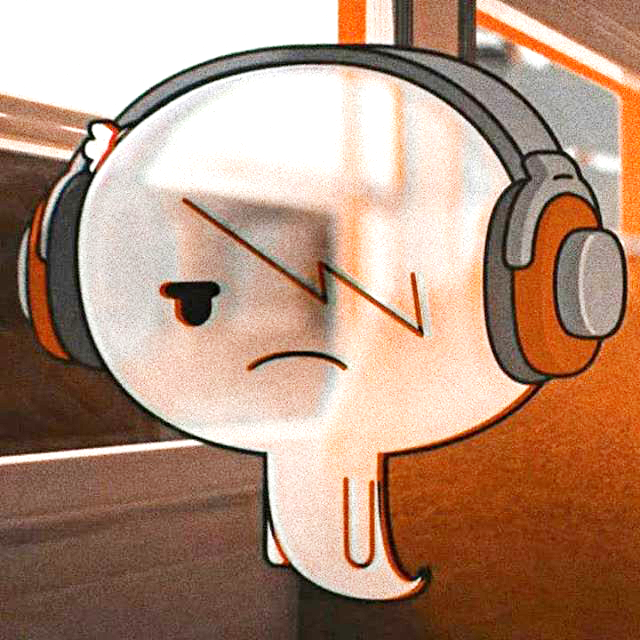 CartoonLA's tweet photo. Yo en público:           Mis audífonos: https://t.co/XqLarQtOq4