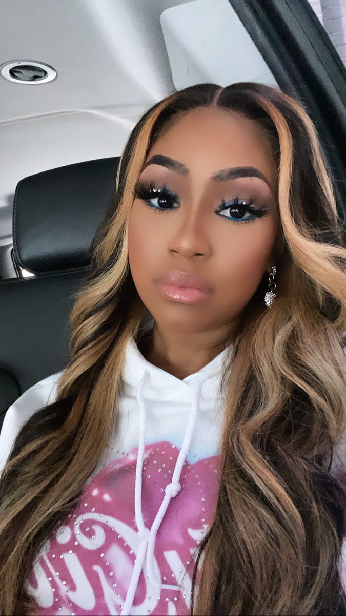 YungMiami305's tweet photo. City girl from the 305! https://t.co/fpCRGgCT5v