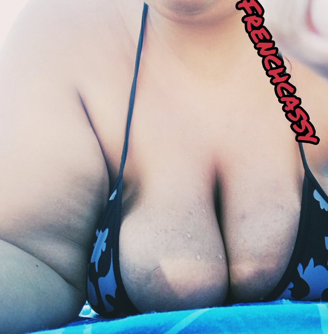 #tuesdayvibes #TuesdayThoughts #playa #Tuesday 
#bbw #bbwgirl #curvemodel #curvy #bigboobs #boobs #allnatural