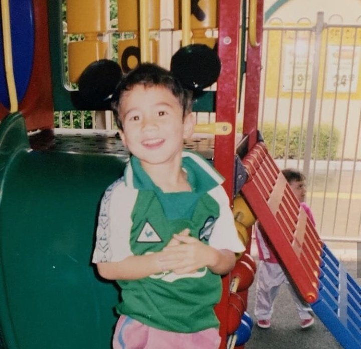 pictures of smiley calum~a thread~