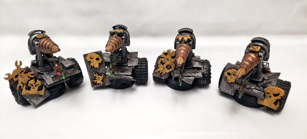 ODTGaming's tweet photo. "Deh big guns are duh bezt!" @KromlechEU just adding on my submissions for #kitbashkromlech
#contest #kitbash #kitbashcontest #kitbashing #kitbashingwarhammer #kitbash40k #kitbashing40k #orks #warhammer40k #warhammercommunity #warhammer #led #lights https://t.co/8sKV0jxBK8