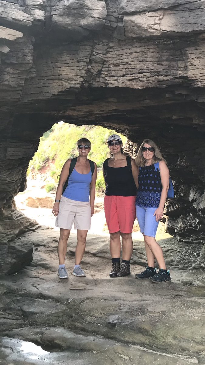 AlCrop's tweet image. Lovely day to walk to Hilbre 🌞😎