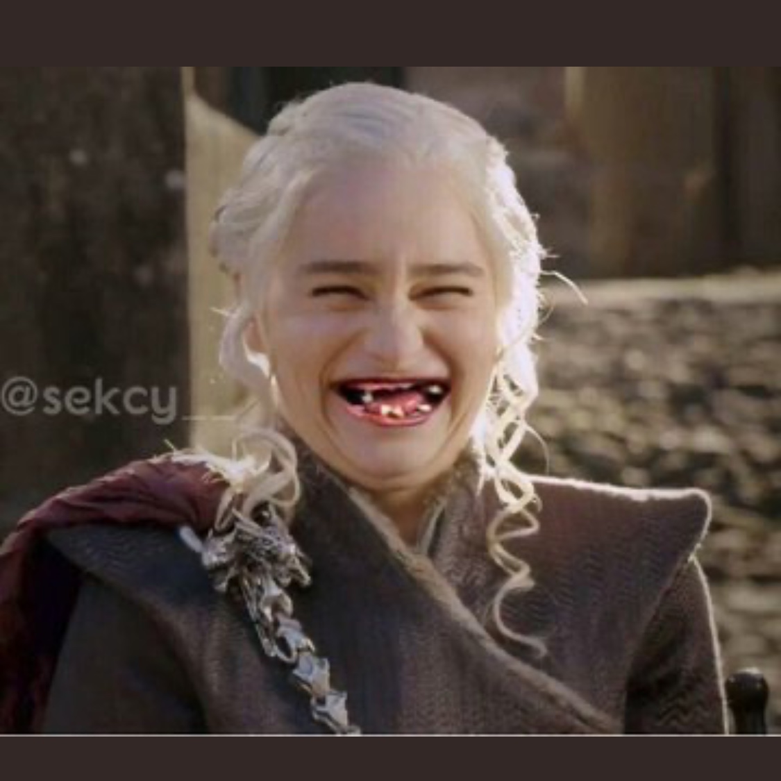 lilsorge's tweet photo. Praise is a fool 🤣🤣🤣🤣🤣🤣 #BBNaija https://t.co/N1FJEVJQ0U