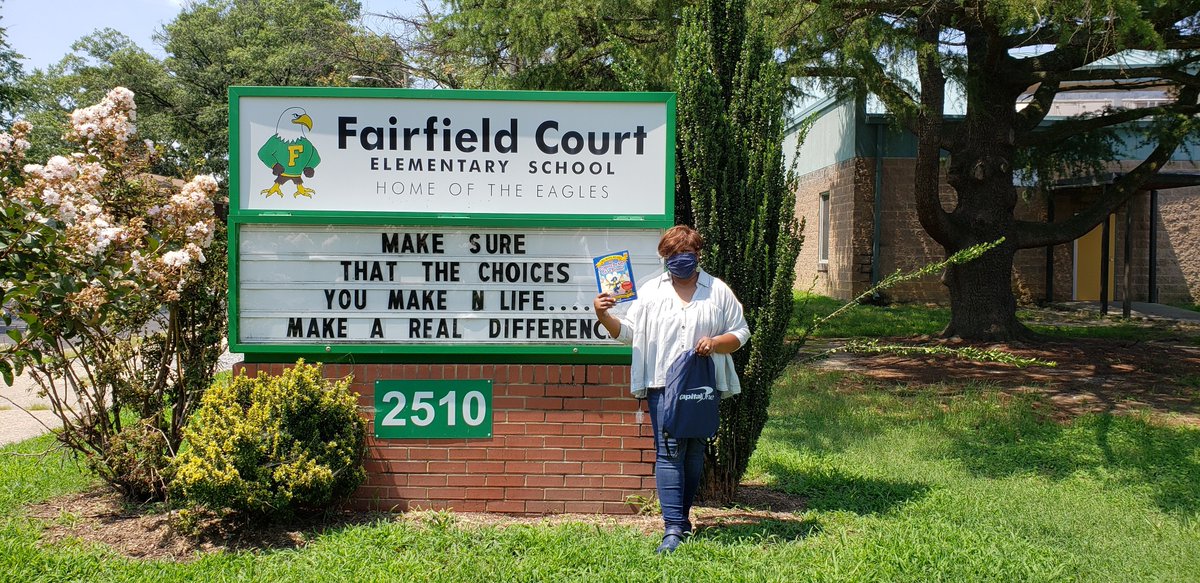 tcrawley8's tweet photo. The Lit Limo will make several stops in the East End. Please check the schedule for Wednesday. Fairfield students may pick up books at 11:45(Fairfield Parking Lot) and 12:00(Deforest &amp; Ambrose) Please join us to select books. Reusable bags are available while supplies last! https://t.co/VuAgZCEiVQ