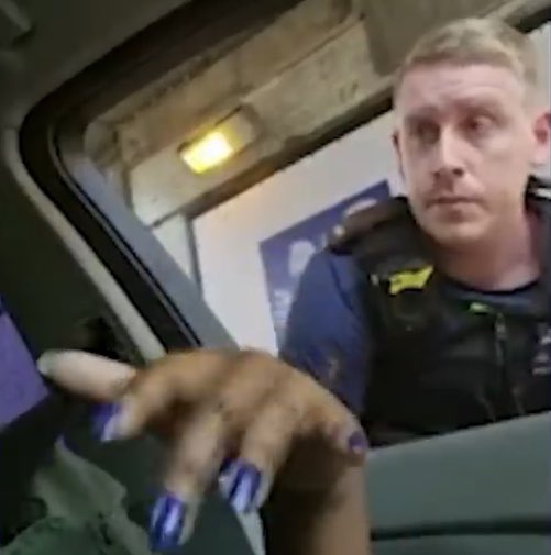 Should these police officers sue Dawn Butler for her false accusation of racism against them?
Retweet for yes.
Fav for no.