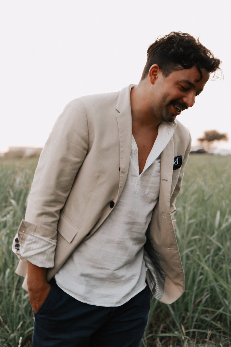 april__sanchez's tweet photo. Husband appreciation post. My husband continues to make me laugh every single day. Not a day goes by where he doesn’t make me smile. He really is so adorable 🥺🥺🥺🥺🥺 photos by: @natalietijerina https://t.co/YFwMXGmEzD