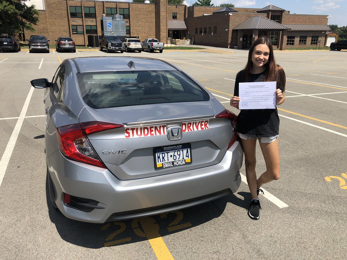 AcadOfDriving's tweet photo. Way to go, Emily!  First trip: a friend’s house. #GoLeps https://t.co/gqfOgRRlLG