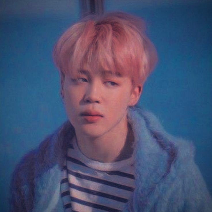 Jimin is "Colors" "You're ripped on all edges, but you're a masterpiece" #MTVHottest BTS  @BTS_twt