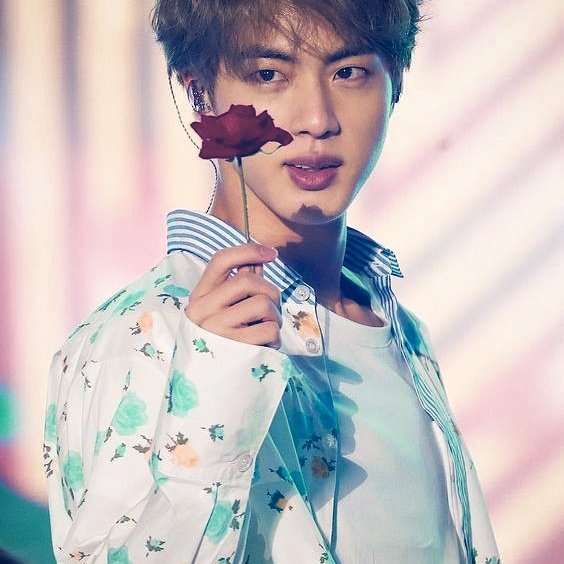 Seokjin is "Graveyard" "I know when you go down all your darkest roadsI would've followed all the way to the graveyardOh, 'cause I keep diggin' myself down deeperI won't stop 'til I get where you are" #MTVHottest BTS  @BTS_twt