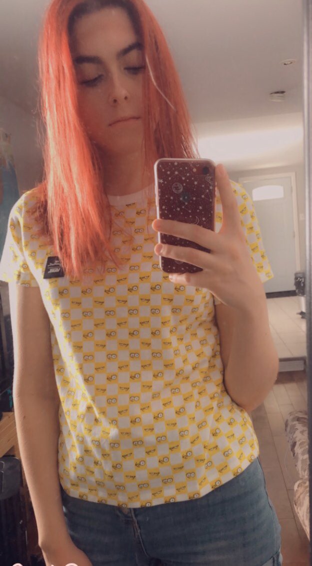 couldbesogood's tweet photo. here some pictures no one asked for bc i wanted to show off my new shirts 🌚🌝 #LisaSimpsonForPresident https://t.co/zhRBPxrvBB