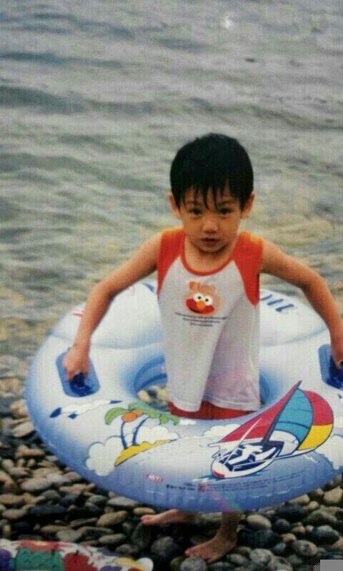 a thread of jungkook but he grows up as you scroll <3