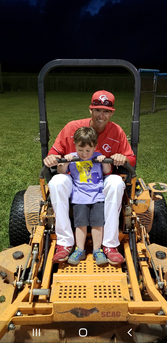 coach_minton's tweet photo. He was the voice on the other side of my headset for the past 3 seasons. He loved my boys more than I can explain. No matter what my family needed, he offered help. I wish I would've known he was hurting. If anyone's in a bad place, ask for help. You don't have to fight it alone. https://t.co/azHLzAPp76