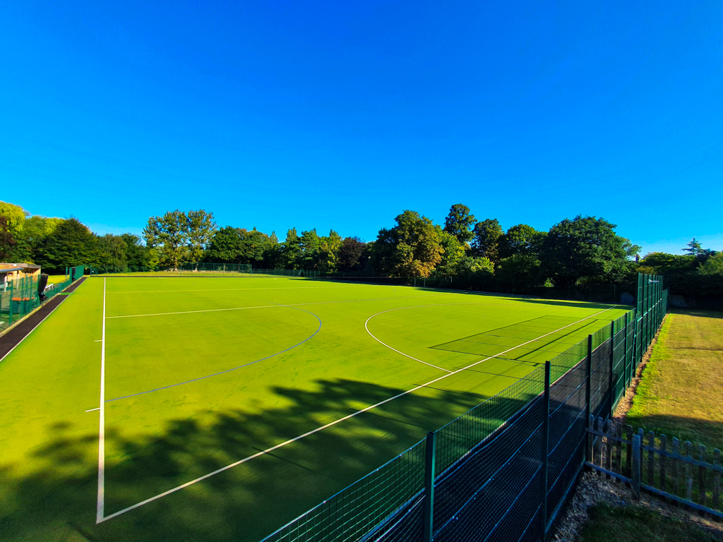 Excited to officially handover this fantastic #hockeypitch refurbishment next week! Hockey pitch in need of renewal? Choose the longest serving @FIHQP #FIHCertifiedFieldBuilder, working in exclusive partnership #FIHPreferredSuppliers @FieldTurfUK. Call us on 01635 34521.