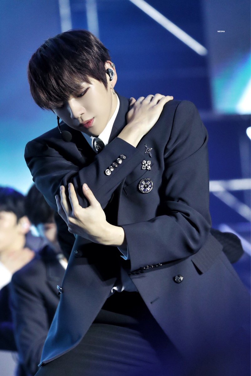KANG:ONG tweet media