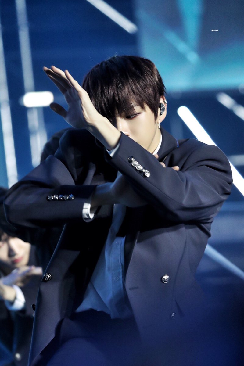 KANG:ONG tweet media