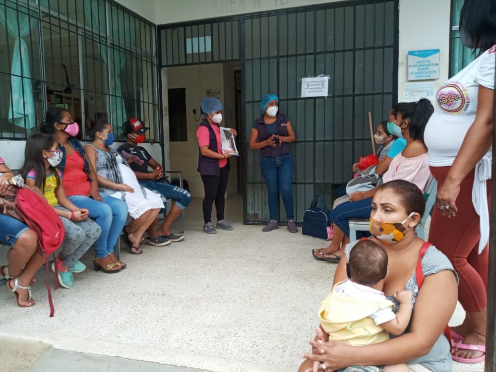 IntriagoGixy's tweet photo. Charla de la lactancia materna en la unidad de salud,educando a las madres lactantes y población en general,AMAMANTAR A TU BEBE,AUMENTA SUS DEFENSAS Y LO PROTEGE DEL COVID-19 https://t.co/diuJhgJErK