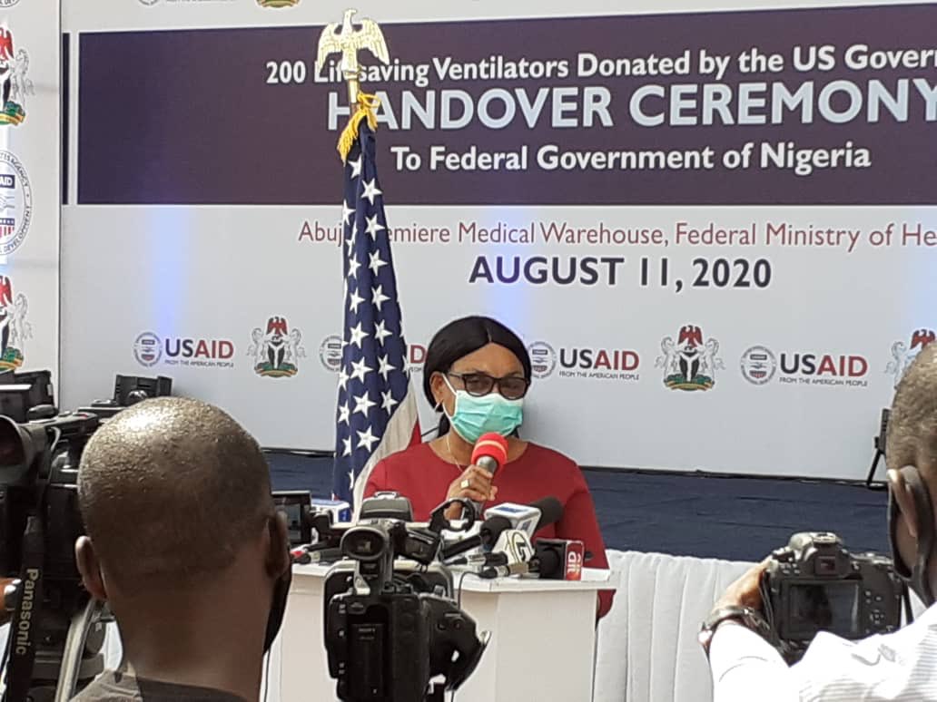 NCDCgov's tweet photo. Today, we joined Honourble Minister, @DrEOEhanire to receive medical supplies as support to Nigeria’s #COVID19 response.

We’re grateful for continuous support from @USAGov in this pandemic &amp; her agency @USCDCNIGERIA in preparedness &amp; response to disease outbreaks over the years. https://t.co/1AG6HC7iNh