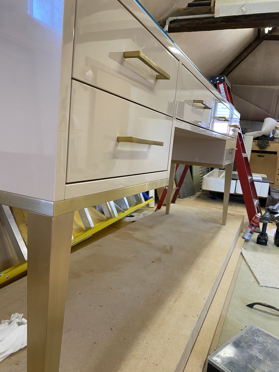 Sealey Furniture tweet media