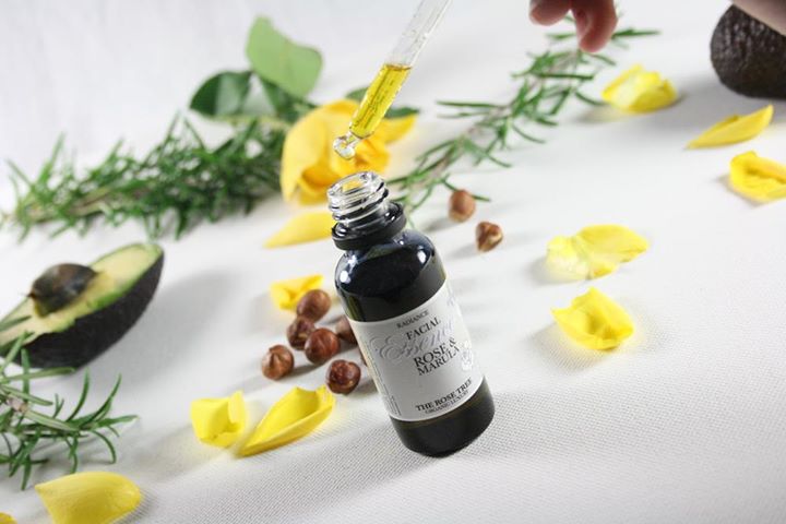 RoseTreeOrganic's tweet photo. Flushed cheeks giving you away in the office?  The Marula oil in our lovely Facial Essence helps reduce redness!

https://t.co/G0XXYCZCry https://t.co/Cpi28KB5Vn