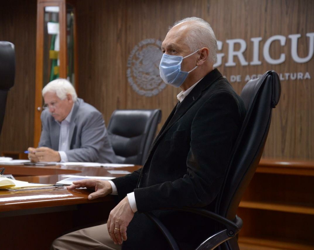 vmva1950's tweet image. En reunión c/ integrantes de la industria cárnica, agrupados en la nueva organización #MéxicoUnido #ProteínaAnimal, acordamos acciones p/ promover el consumo de producto nacional, en apoyo también a nuestros ganaderos, y hacer frente juntos a los efectos de la actual pandemia.